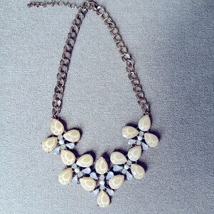 STATEMENT COLLAR WOMENS Necklace White and cream stones, chunky & stylish UGC
